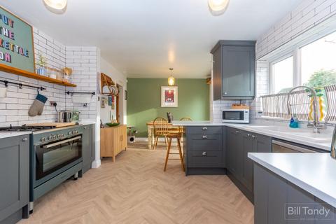 3 bedroom link detached house for sale, Lichfield Road, Burntwood, WS7