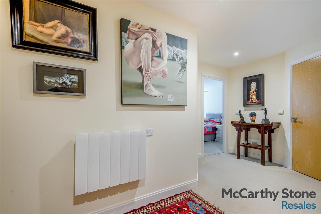 8680090-interior14.jpg