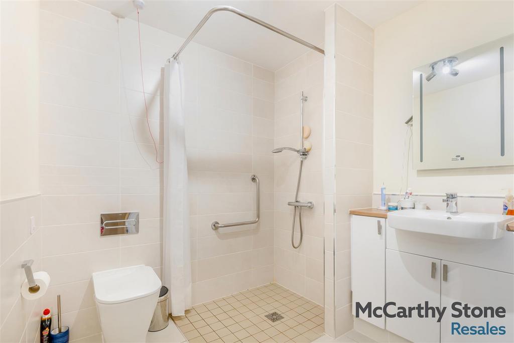 8680090-interior08.jpg