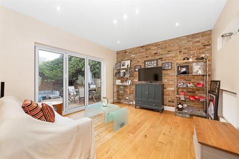 undefined, Lodge Hill, Purley CR8
