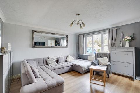 4 bedroom semi-detached house for sale, Macpherson Robertson Way, Bury St. Edmunds IP28