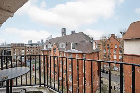 undefined, Club Row, Shoreditch, London, E2