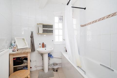 Clifton House, Club Row, Shoreditch, London, E2