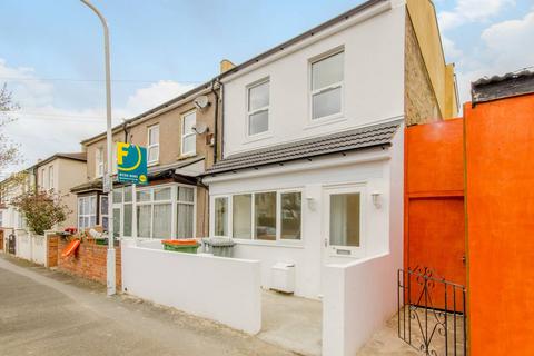 undefined, Buckingham Road, Stratford, London, E15