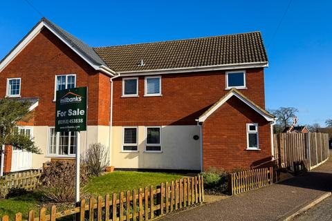 3 bedroom semi-detached house for sale, Springfields, Attleborough, Norfolk, NR17 2PA