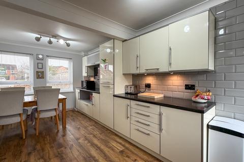 3 bedroom semi-detached house for sale, Springfields, Attleborough, Norfolk, NR17 2PA