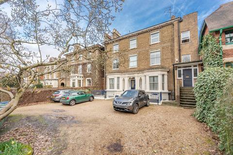 Studio to rent, London Road, Harrow on the Hill, Harrow, HA1