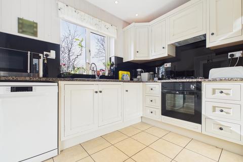 undefined, St Andrews Crescent, Harrogate, HG2