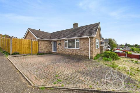 3 bedroom detached bungalow to rent, Canterbury Road, Sudbury