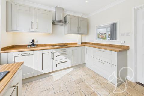 3 bedroom detached bungalow to rent, Canterbury Road, Sudbury