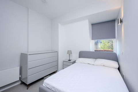 1 bedroom apartment for sale, Alt Grove, London SW19