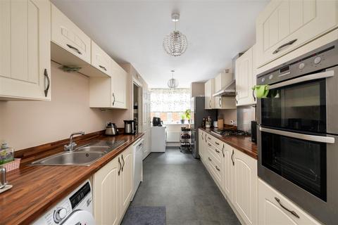 undefined, Newman Road, Horley