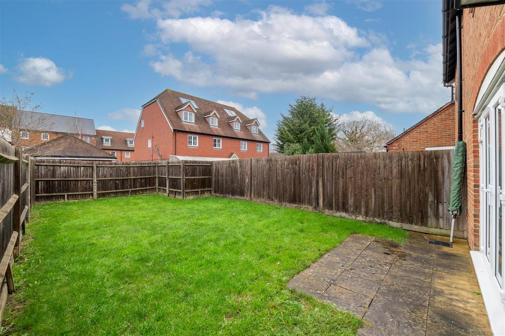 9 Newman Road externals-6.jpg