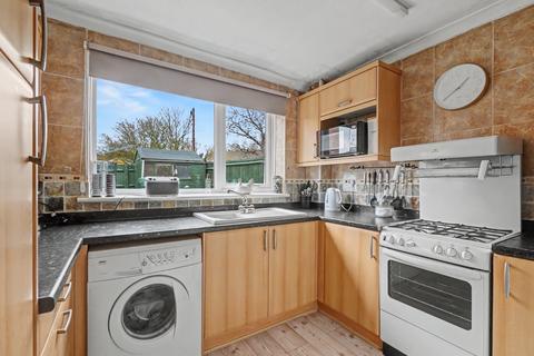 3 bedroom end of terrace house for sale, Oak Road, Sittingbourne, Kent, ME10 3PH
