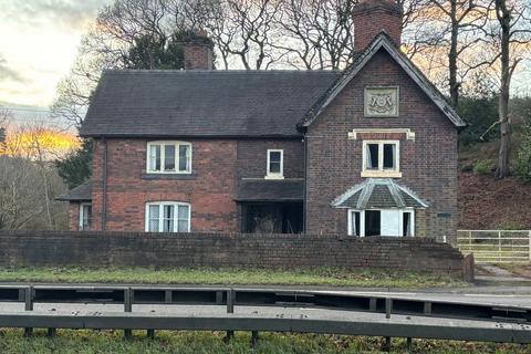 4 bedroom detached house for sale, The Firs, Stone Road, Meaford, Stone, Staffordshire, ST15 0QT