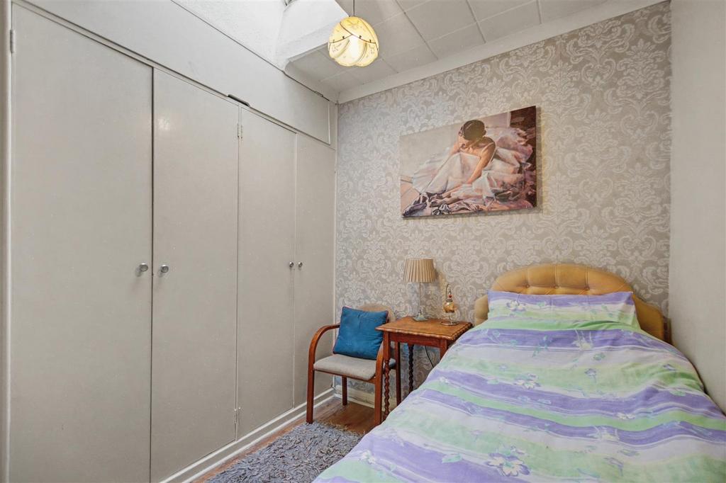 Bedroom 3 2.jpeg