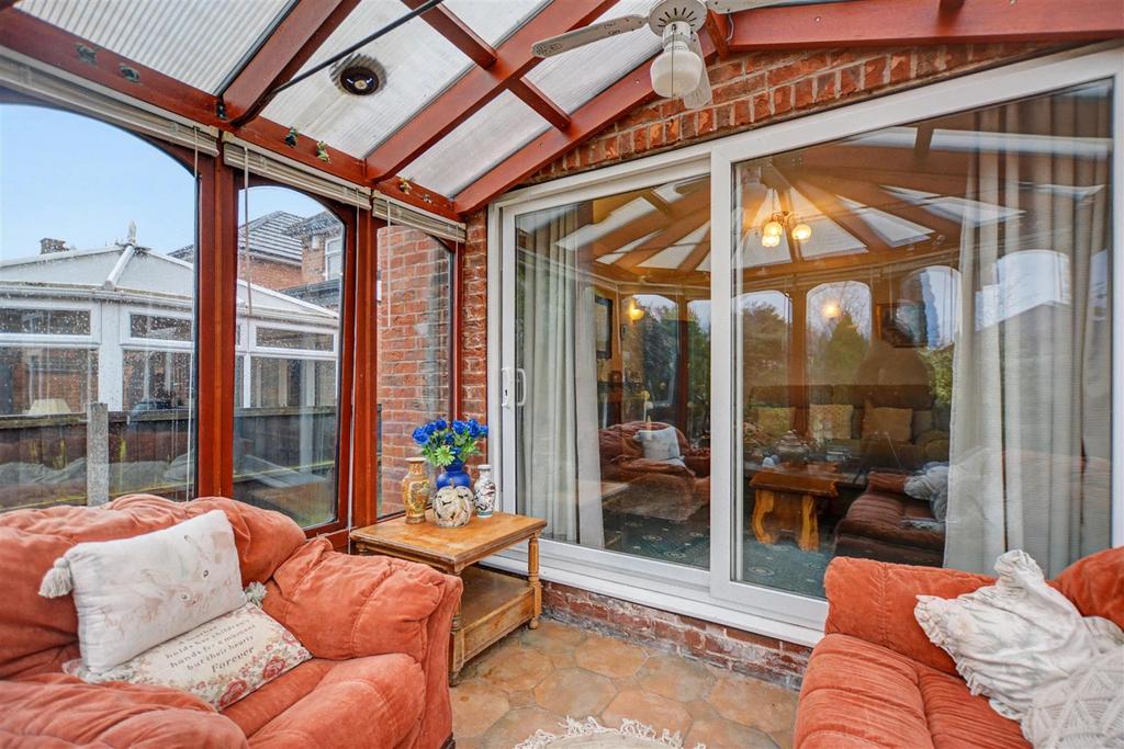 Conservatory 2.jpeg