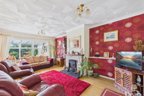 2 bedroom semi-detached bungalow for sale, Lancaster Drive, Lydney GL15