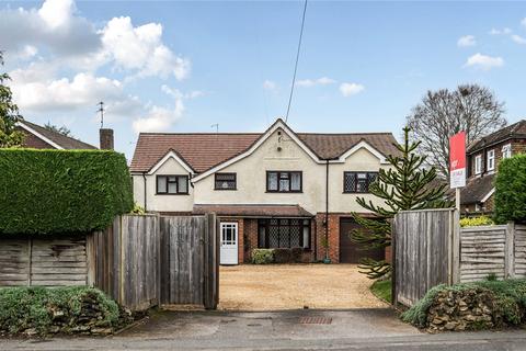undefined, Haslemere Road, Liphook, Hampshire, GU30