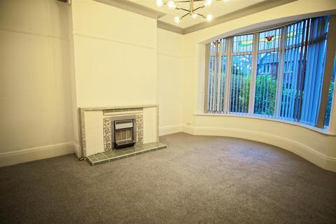 undefined, 3-Bed Semi-Detached House to For Sale on Kings Drive, Preston