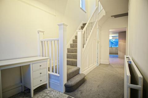 undefined, 3-Bed Semi-Detached House to For Sale on Kings Drive, Preston