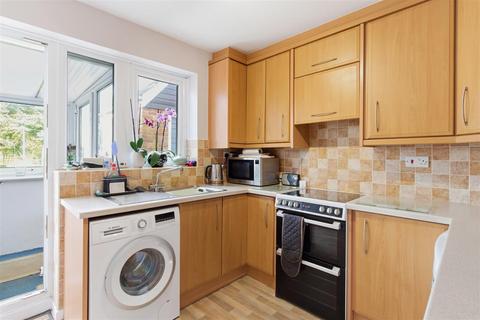undefined, Westfield Close, Easington, Hull