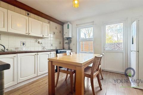 3 bedroom terraced house to rent, Galsworthy Close, London SE28