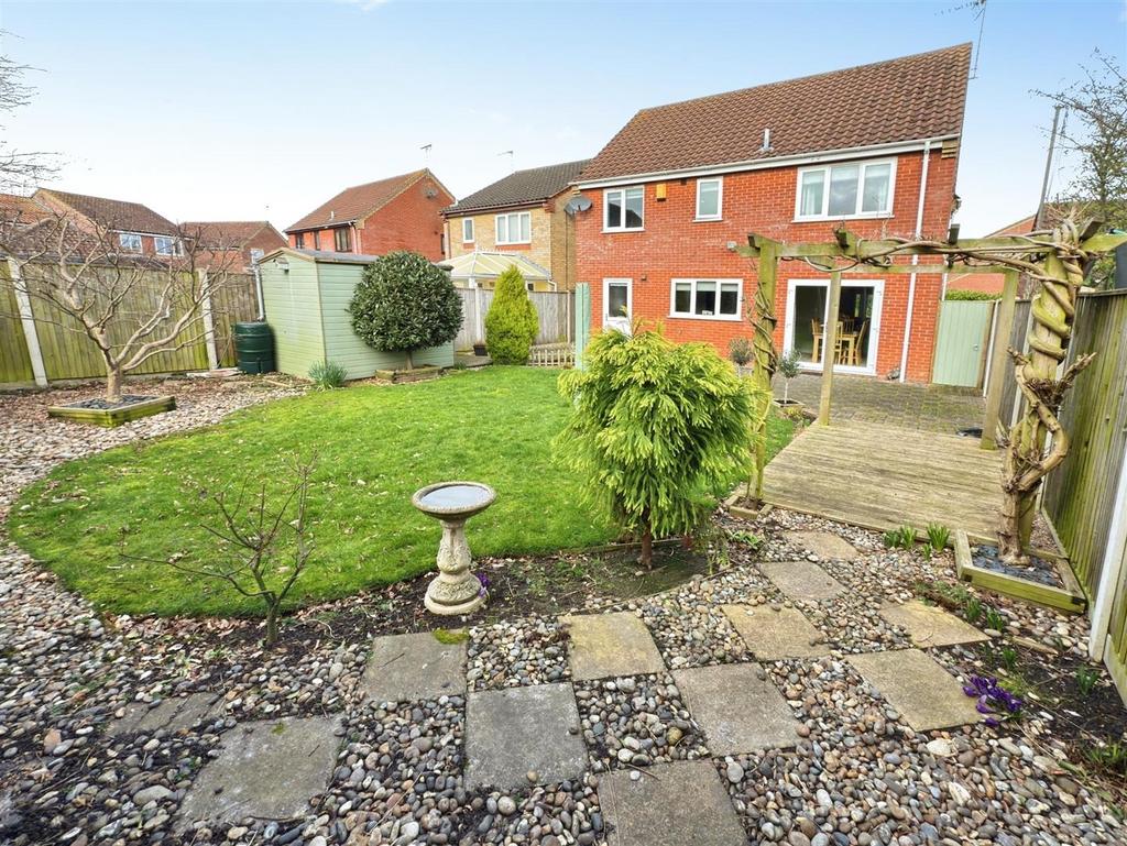 702be063-Rear 20 Garden.jpg