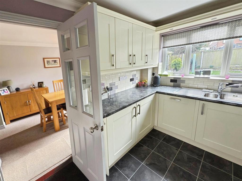 D08c6042-Kitchen 20 To 20 Diner.jpg