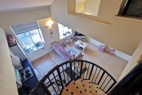 1 bedroom duplex to rent, Textile Street, Dewsbury, West Yorkshire, UK, WF13