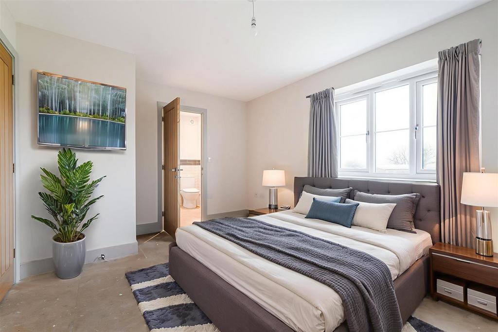 Bedroom 1.jpg