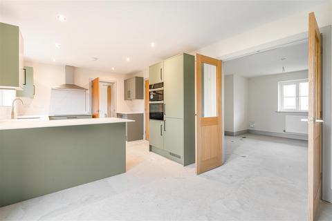 4 bedroom detached house for sale, West Road, Sheepwash