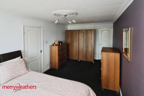 4 bedroom semi-detached house for sale, Lowfield Avenue, Greasbrough, Rotherham. S61 4PE