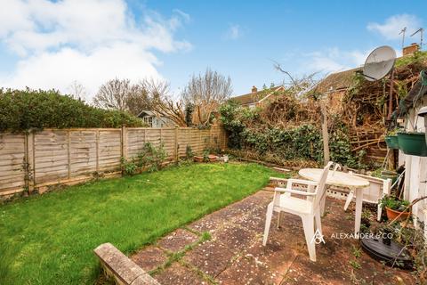 3 bedroom terraced house to rent, Welbeck Avenue, Welbeck Avenue HP21