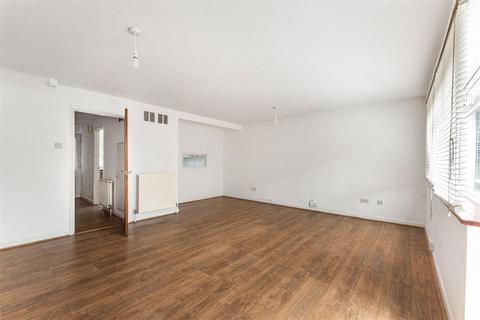 3 bedroom house for sale, St. Johns Court, Buckhurst Hill