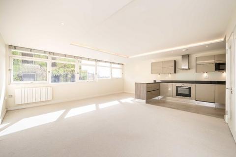 3 bedroom flat for sale, Elystan Place, London SW3