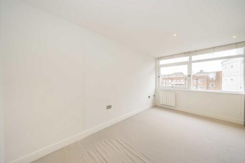 3 bedroom flat for sale, Elystan Place, London SW3