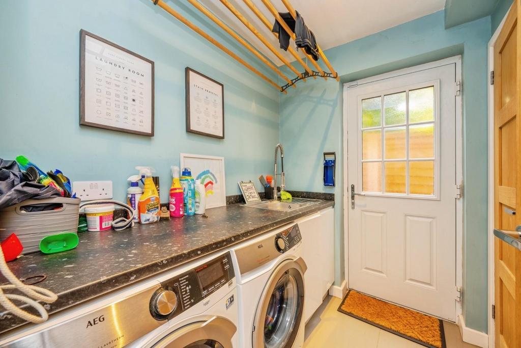 9trenanceclose-3.jpg
