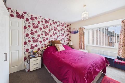 3 bedroom semi-detached house for sale, Stepney Avenue, Bridlington