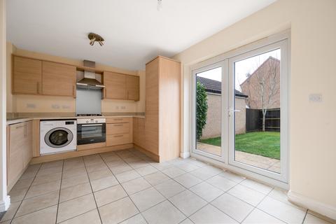 3 bedroom end of terrace house for sale, Farrer Way, Barleythorpe