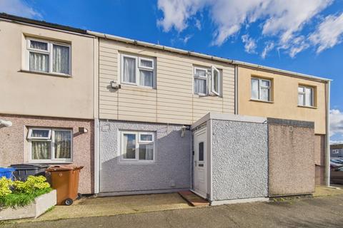 Tamarisk Road, South Ockendon, Essex, RM15