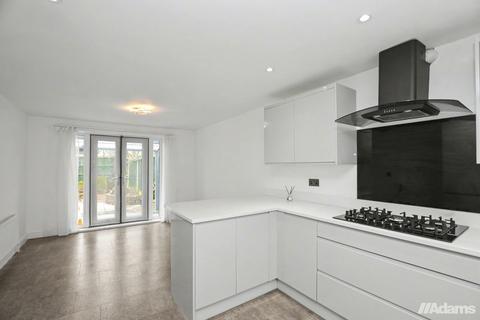 4 bedroom semi-detached house for sale, Cunliffe Close, Runcorn