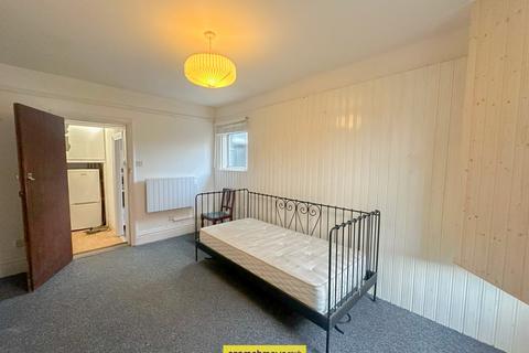 undefined, Francis Street Luton LU1 1HP
