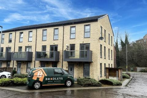 undefined, Wakefield WF1
