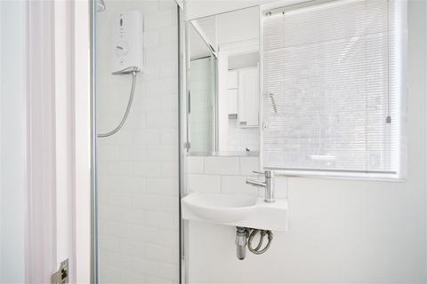1 bedroom flat to rent, Winchester Street, SW1V