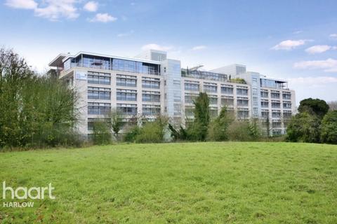 Edinburgh Gate, Harlow