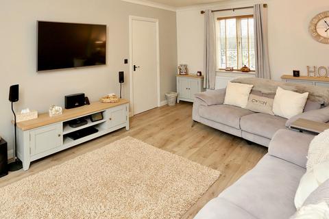 4 bedroom townhouse for sale, Lakeside Way, Ebbw Vale NP23
