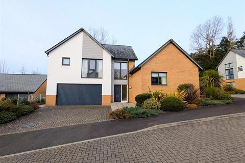 3 bedroom detached house to rent, Meadow Rise, Northam, Bideford