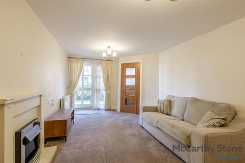 1 bedroom apartment for sale, Edwards Court, Queens Road, Attleborough