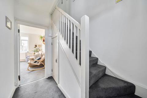 2 bedroom duplex for sale, Swan Mead, London